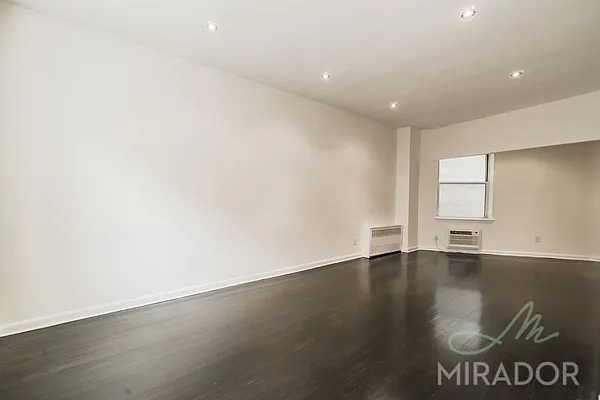 Rented by Mirador Real Estate | media 14