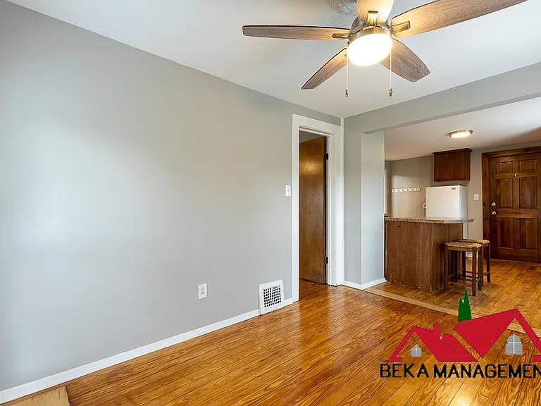 941 Starkweather St #5 — Photo 13