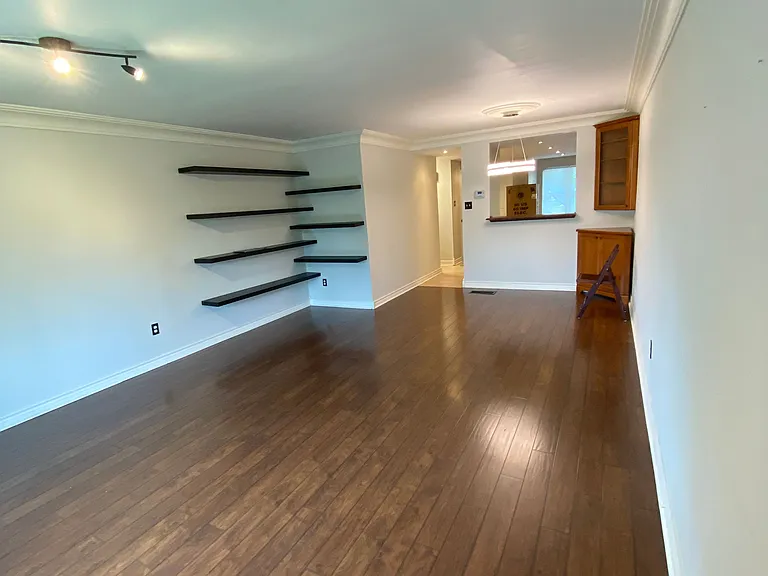 115 Main St S #21 — Photo 6