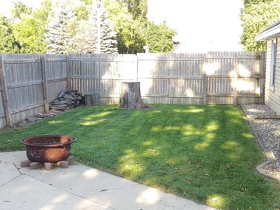 Fenced Yard 2