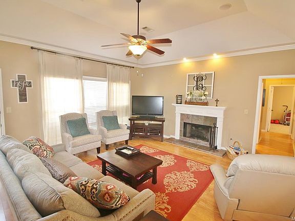 4th image of 8201 Lochwood Dr