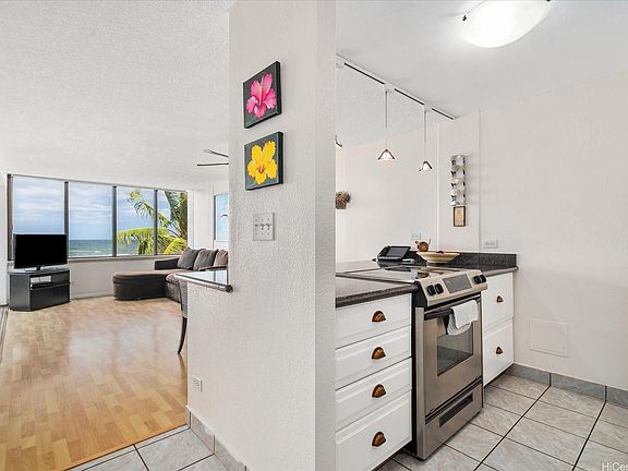 2nd image of 68-121 Au St APT 301
