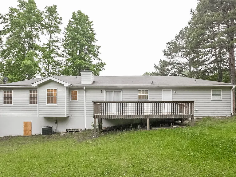 1610 Summit Rdg — Photo 16