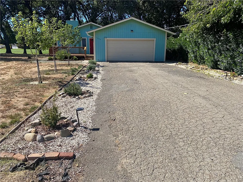 18725 Fairway Point