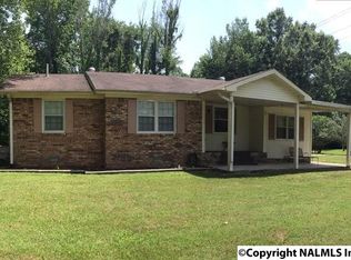 21 Hudson Dr, Fayetteville, TN 37334
