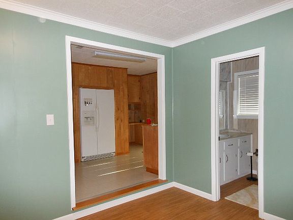 5th image of 242 Diebel Dr