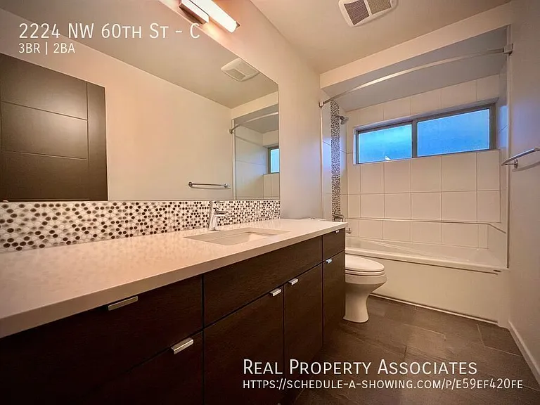 2224 NW 60th St #C — Photo 23