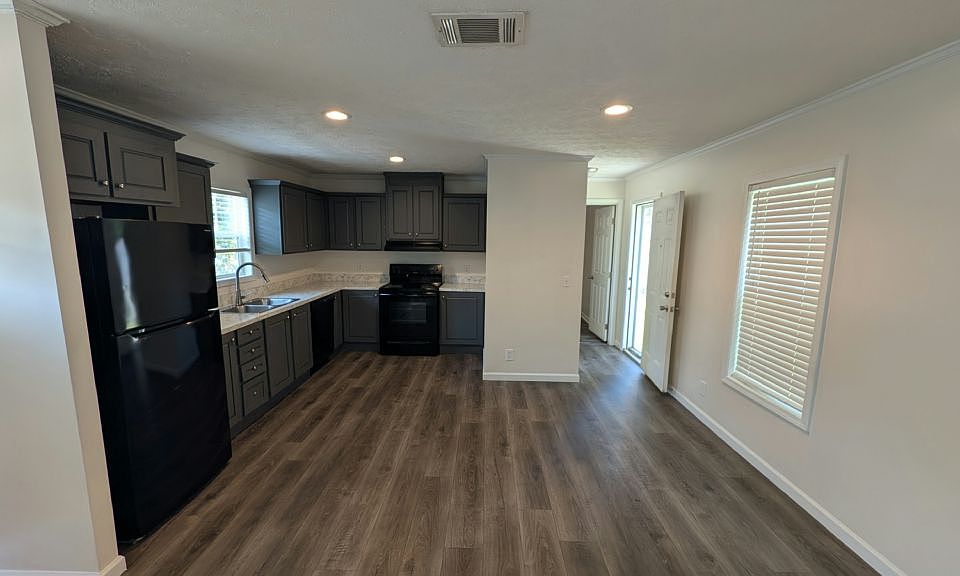 1st image of 1630 Balkin Rd #63