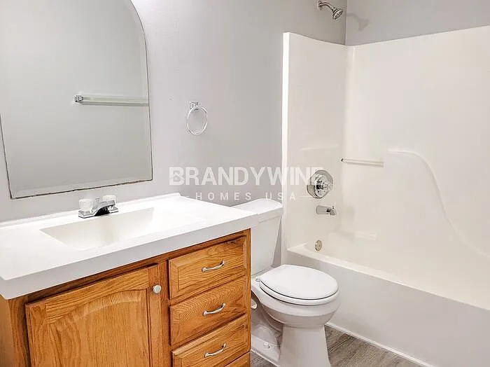 4108 Luxembourg Cir E — Photo 14