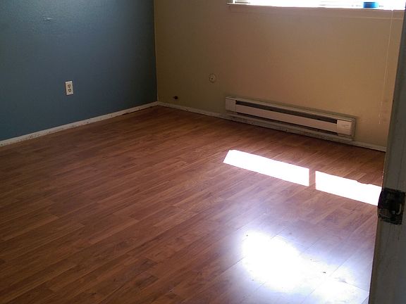 4th image of 6052 Landry Ave NW