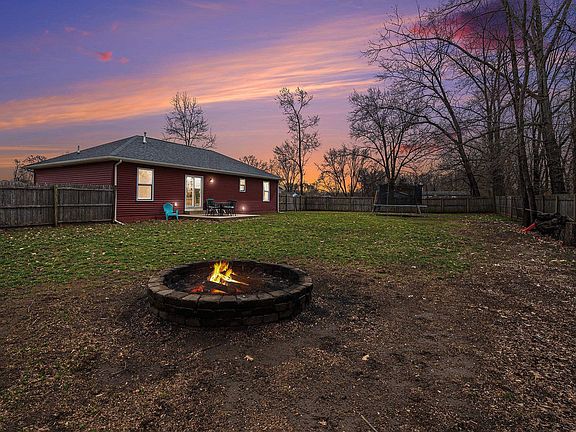 5th image of 30421 Holben Woods Ln