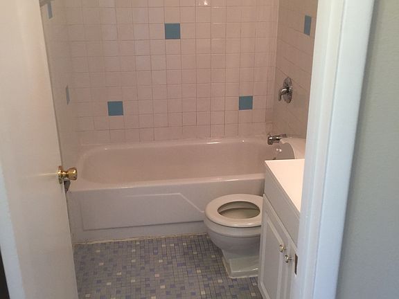 4th image of 2821 Laclede Station Road # First Floor