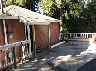 464 Valley Rd, Crestline, CA 92325