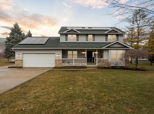 1125 E Cook Rd, Grand Blanc, MI 48439