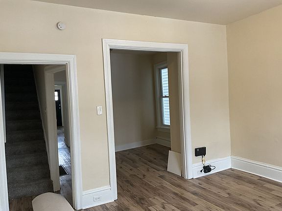 2nd image of 1630 Park St