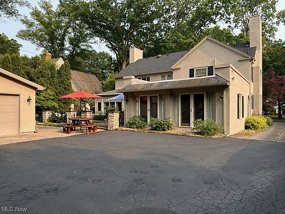 2nd image of 114 Mill Creek Dr