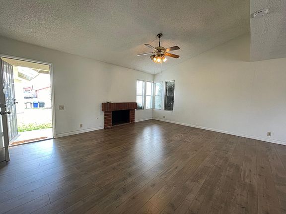 3rd image of 2302 S Caldwell Ave