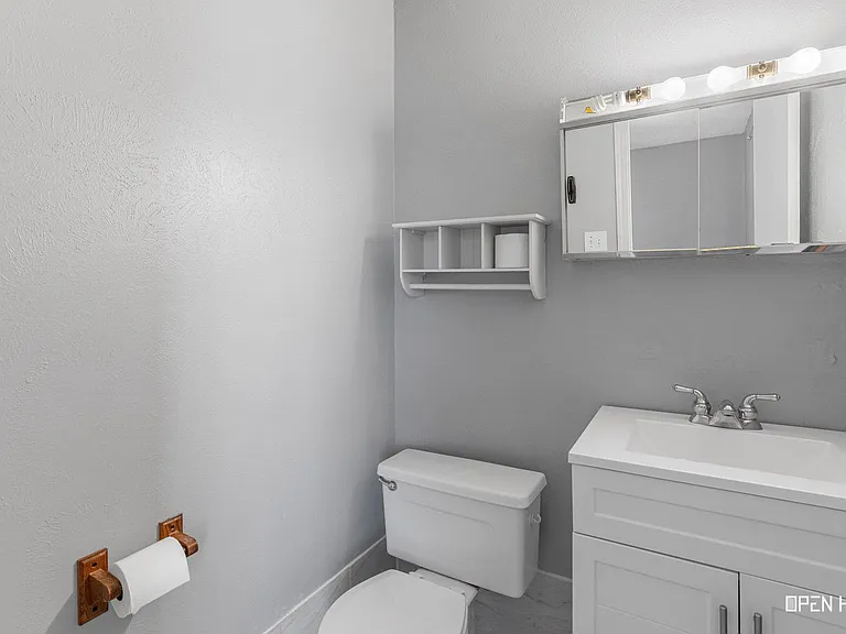 216 Dirks Dr — Photo 20