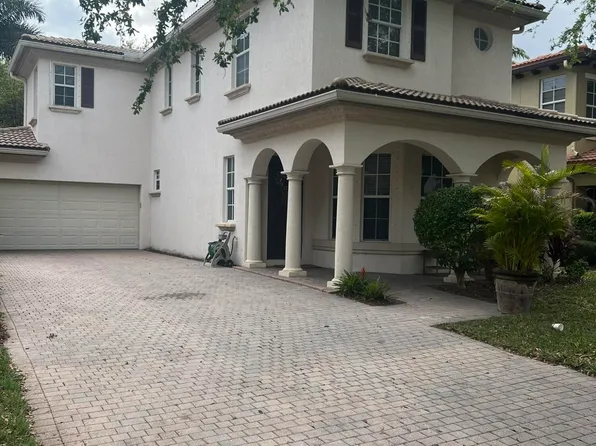 422 Pumpkin Drive, Palm Beach Gardens, FL 33410