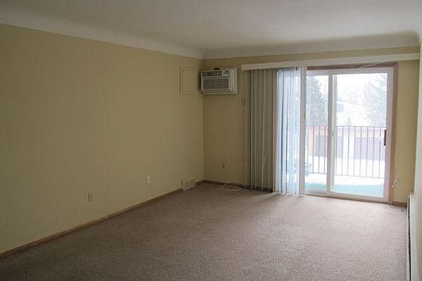 2nd image of 170 Elmer St