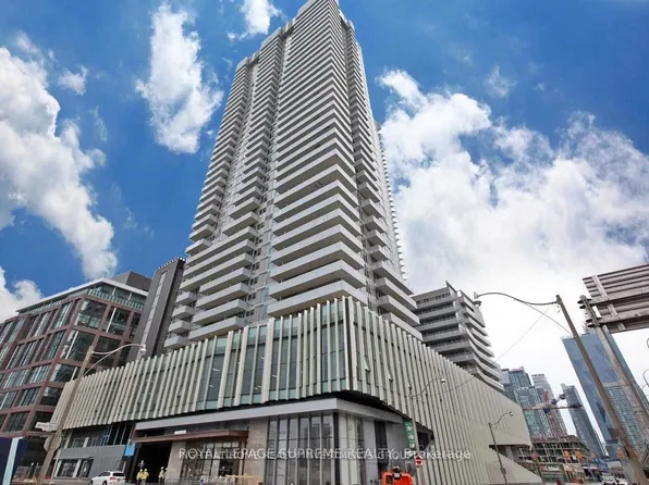 20 Richardson St #3006, Toronto, ON M5A 0S6