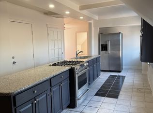 2921 N Spaulding Ave #3, Chicago, IL 60618