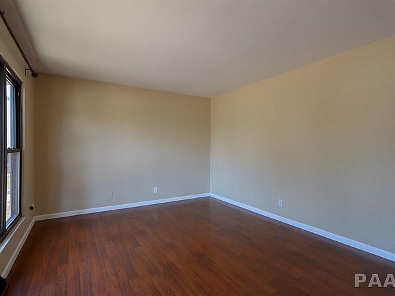 2nd image of 6208 N Upland Ter