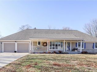 2540 S 53rd St, Kansas City, KS 66106