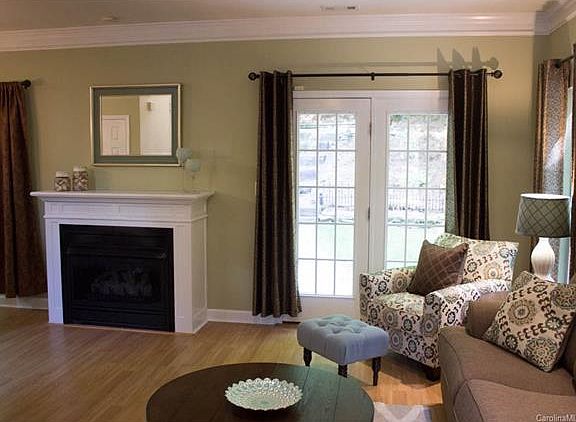 4th image of 736 N Oakwood Dr #11