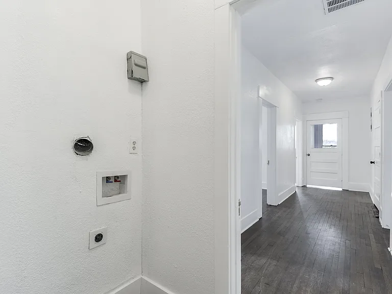 3000 S Jennings Ave #3000 — Photo 16