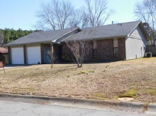 6405 Woodfield Rd, Little Rock, AR 72209