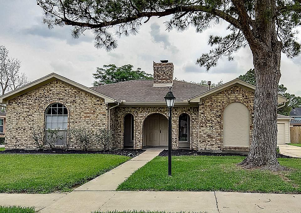 1st image of 21419 Park Green Dr