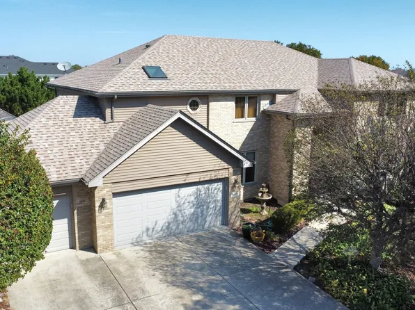 8824 Golden Pheasant Dr, Tinley Park, IL 60487