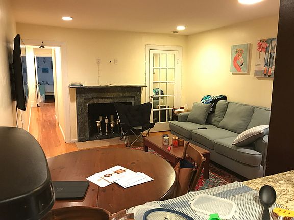 4th image of 325-0 N 12th St #101