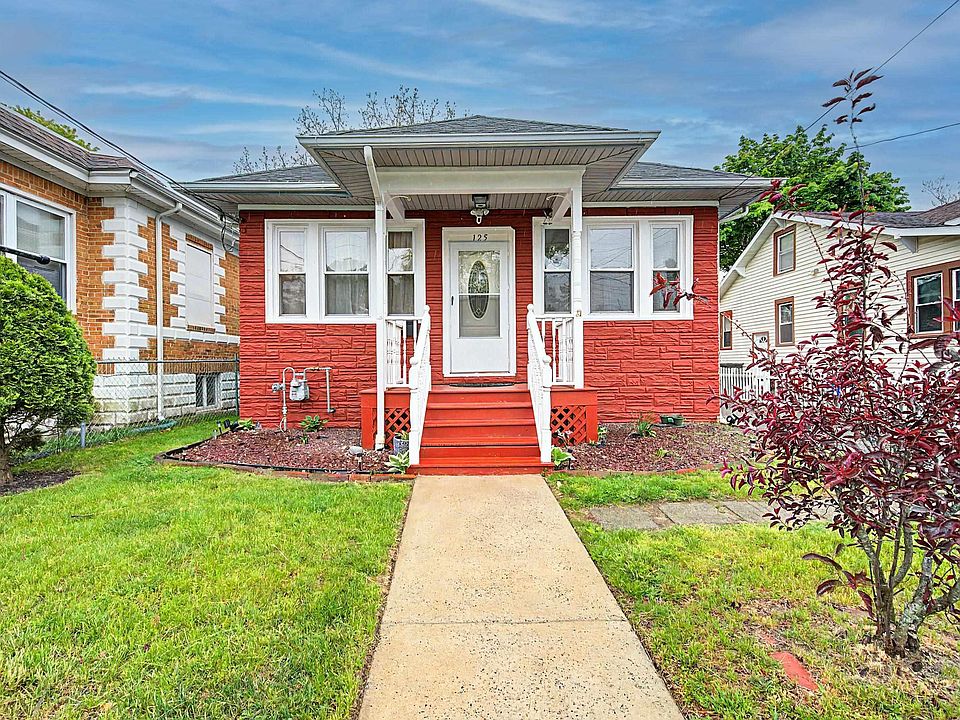 1st image of 125 Wellington Ave