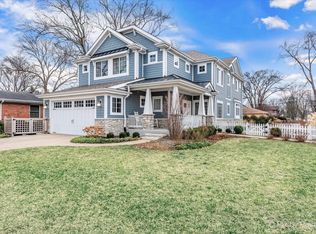 2119 E Kensington Rd, Arlington Heights, IL 60004