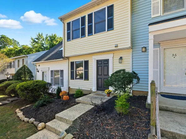 37 Georgetown Ct, Durham, NC 27705