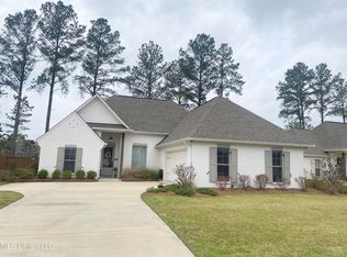 152 Hampton Rdg, Madison, MS 39110
