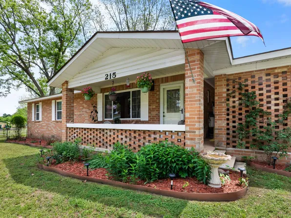 215 W Main St, Evening Shade, AR 72532