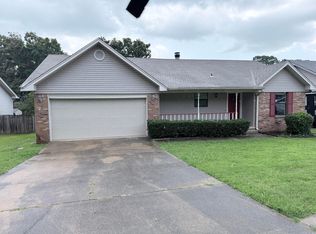 8408 Easy St, Sherwood, AR 72120