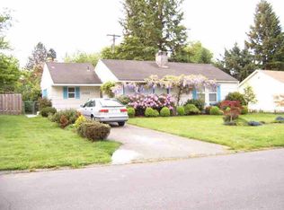 12080 SW Edgewood St, Portland, OR 97225