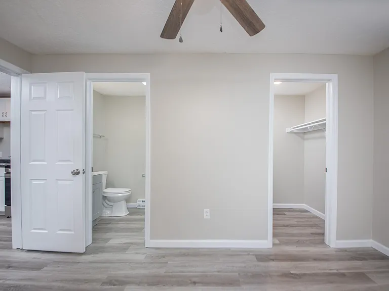 1064 Willowdale Rd #E — Photo 8