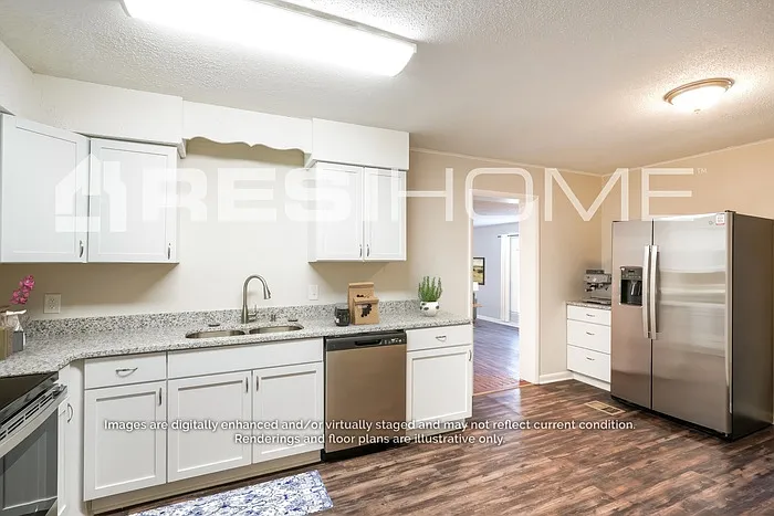 304 Ash Dr — Photo 3