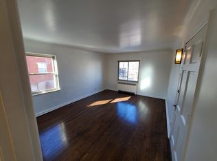 5268 Montgomery Rd APT 2, Cincinnati, OH 45212