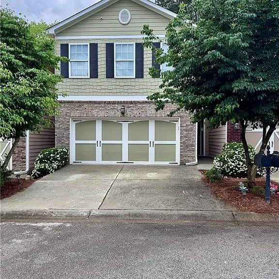 2847 Jordan Oaks Ln — Photo 1