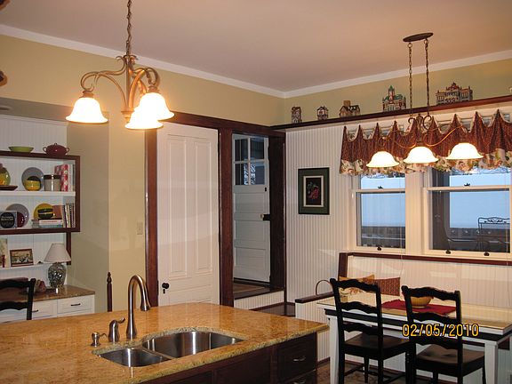 Granite counter, stainless a