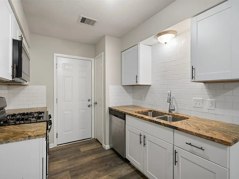 14406 Cypress Branch Dr — Photo 11