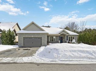 84 Chanonhouse Dr, Ottawa, ON K0A2Z0
