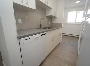 10141 154th St NW #10131, Edmonton, AB T5P 2H2