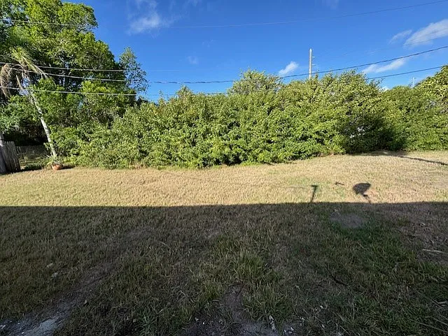 108 Myakka Dr #A — Photo 17